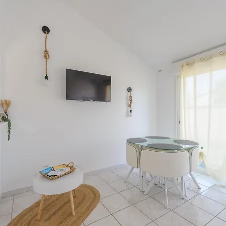 La Jarne, 2 Pièces, 4 Personnes - Fr-1-535-35